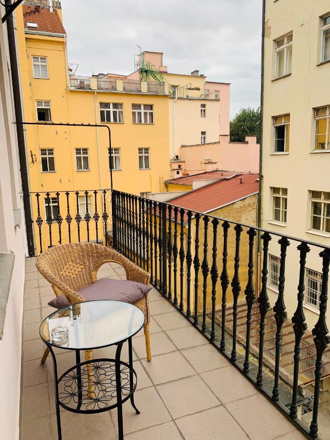 Domus Apartments Prague Exterior photo